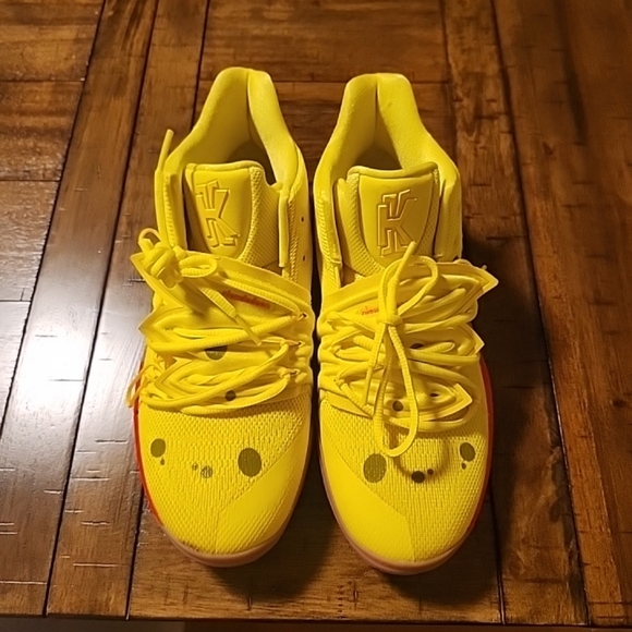 Size 7Y - Nike SpongeBob SquarePants x Kyrie 5 SpongeBob - Picture 2 of 11